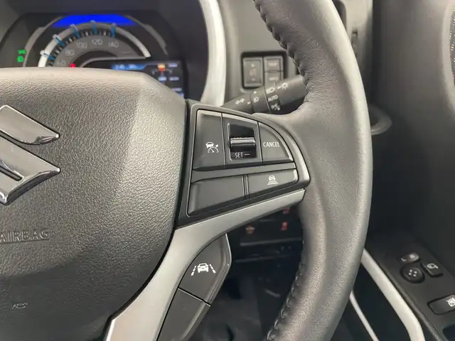スズキ ハスラー HYBRID X 道央・札幌 2024(令6)年 0.6万km ピュアホワイトP ・4WD/・スズキセーフティサポート/・衝突被害軽減ブレーキ/・純正SDナビ/（FM/AM/CD/DVD/SD/BT/フルセグTV）/・バックカメラ/ビルトインETC/・アダプティブクルーズコントロール/・LEDヘッドライト/フォグランプ/・スマートキー/スペアキー/・取扱説明書/保証書/・シートヒーター/・オートライト