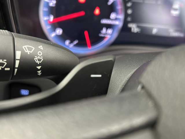 トヨタ クラウン RS－B 福島県 2018(平30)年 3.1万km ホワイトパールクリスタルシャイン /禁煙車　//ＥＴＣ　//フルセグ　//バックカメラ　//衝突軽減装置　//前席パワーシート　//レーダークルーズ　//パドルシフト　//クリアランソソナー　//オートライト　//デュアルエアコン　//純正１８インチアルミホイール　//スマートキー