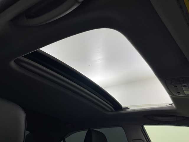 トヨタ クラウン ハイブリッド アスリートS 埼玉県 2015(平27)年 6.2万km ホワイトパールクリスタルシャイン サンルーフ/純正SDナビ/　（FM/AM/BT/CD/DVD/AUX）/バックカメラ/フルセグテレビ/パワーシート/アダプティブクルーズコントロール/衝突被害軽減ブレーキ/ビルトインETC/クリアランスソナー/ドライブレコーダー/プッシュスタート/オートライト/レザー調シートカバー/純正アルミホイール/純正フロアマット