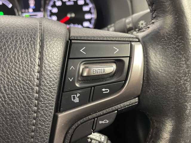 トヨタ クラウン ハイブリッド アスリートS 埼玉県 2015(平27)年 6.2万km ホワイトパールクリスタルシャイン サンルーフ/純正SDナビ/　（FM/AM/BT/CD/DVD/AUX）/バックカメラ/フルセグテレビ/パワーシート/アダプティブクルーズコントロール/衝突被害軽減ブレーキ/ビルトインETC/クリアランスソナー/ドライブレコーダー/プッシュスタート/オートライト/レザー調シートカバー/純正アルミホイール/純正フロアマット