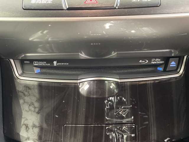 トヨタ クラウン ハイブリッド アスリートS 埼玉県 2015(平27)年 6.2万km ホワイトパールクリスタルシャイン サンルーフ/純正SDナビ/　（FM/AM/BT/CD/DVD/AUX）/バックカメラ/フルセグテレビ/パワーシート/アダプティブクルーズコントロール/衝突被害軽減ブレーキ/ビルトインETC/クリアランスソナー/ドライブレコーダー/プッシュスタート/オートライト/レザー調シートカバー/純正アルミホイール/純正フロアマット