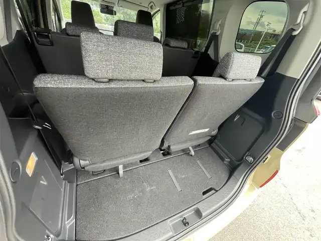 トヨタ シエンタ ハイブリッド Z 大阪府 2023(令5)年 1.7万km ベージュ トヨタセーフティセンス/・アダプティクブクルーズコントロール/・プリクラッシュセーフティ/・レーンキープアシスト/・オートマチックハイビーム/純正ナビ/・（Bluetooth/CD/DVD/フルセグTV/USB/）/　ラジオ/主要装備/・全方位カメラ/・両側パワースライドドア/・アイドリングストップ/・BSM/・１００V電源/・LEDヘッドライト/・社外フロアマット/・ウォークスルー/・３列シート/・ETC