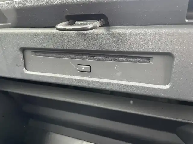 トヨタ シエンタ ハイブリッド Z 大阪府 2023(令5)年 1.7万km ベージュ トヨタセーフティセンス/・アダプティクブクルーズコントロール/・プリクラッシュセーフティ/・レーンキープアシスト/・オートマチックハイビーム/純正ナビ/・（Bluetooth/CD/DVD/フルセグTV/USB/）/　ラジオ/主要装備/・全方位カメラ/・両側パワースライドドア/・アイドリングストップ/・BSM/・１００V電源/・LEDヘッドライト/・社外フロアマット/・ウォークスルー/・３列シート/・ETC