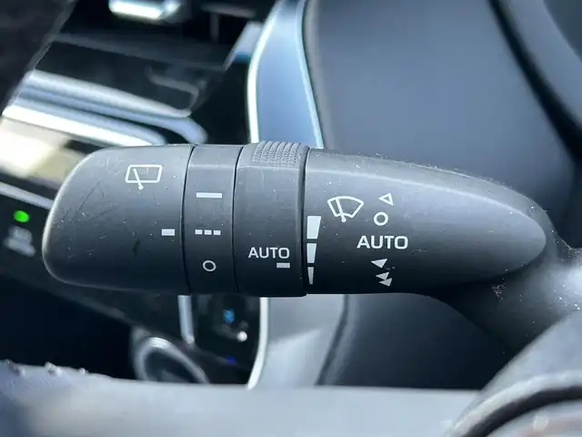 トヨタ ハリアー Z レザーパッケージ 宮崎県 2023(令5)年 3万km プラチナホワイトパールマイカ JBLディスプレイオーディオナビ/・フルセグTV/・AM/・FM/・Bluetooth/JBLサウンド/モデリスタエアロ/全方位カメラ/トヨタセーフティーセンス/コーナーセンサー/電動リアゲート/レーダークルーズコントロール/LEDライト/社外アルミホイール20インチ/ETC2.0/ブラインドスポットモニター/USBポート/ドラレコ(前)/パワーシート/レザーシート/オートホールド/電動ランバーサポート/ハンドルヒーター/シートベンチレーション/シートヒーター/デジタルインナーミラー