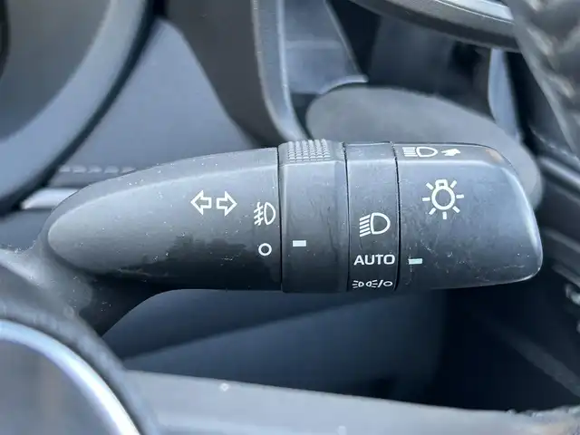 トヨタ ハリアー Z レザーパッケージ 宮崎県 2023(令5)年 3万km プラチナホワイトパールマイカ JBLディスプレイオーディオナビ/・フルセグTV/・AM/・FM/・Bluetooth/JBLサウンド/モデリスタエアロ/全方位カメラ/トヨタセーフティーセンス/コーナーセンサー/電動リアゲート/レーダークルーズコントロール/LEDライト/社外アルミホイール20インチ/ETC2.0/ブラインドスポットモニター/USBポート/ドラレコ(前)/パワーシート/レザーシート/オートホールド/電動ランバーサポート/ハンドルヒーター/シートベンチレーション/シートヒーター/デジタルインナーミラー