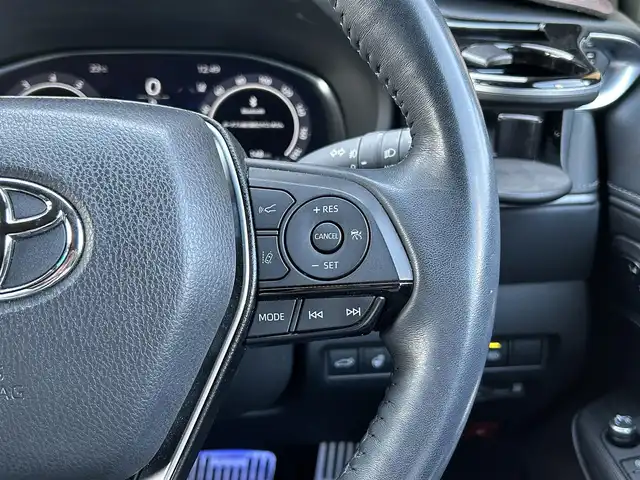 トヨタ ハリアー Z レザーパッケージ 宮崎県 2023(令5)年 3万km プラチナホワイトパールマイカ JBLディスプレイオーディオナビ/・フルセグTV/・AM/・FM/・Bluetooth/JBLサウンド/モデリスタエアロ/全方位カメラ/トヨタセーフティーセンス/コーナーセンサー/電動リアゲート/レーダークルーズコントロール/LEDライト/社外アルミホイール20インチ/ETC2.0/ブラインドスポットモニター/USBポート/ドラレコ(前)/パワーシート/レザーシート/オートホールド/電動ランバーサポート/ハンドルヒーター/シートベンチレーション/シートヒーター/デジタルインナーミラー