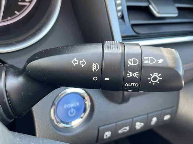 トヨタ カムリ G 兵庫県 2017(平29)年 6.2万km スティールブロンドM 純正ナビ（AM/FM/BT)/・フルセグTV/追従付きクルーズコントロール/レーンアシスト/車両接近通報装置/オートライト/横滑り防止/スポーツモード/エコモード/EVモード