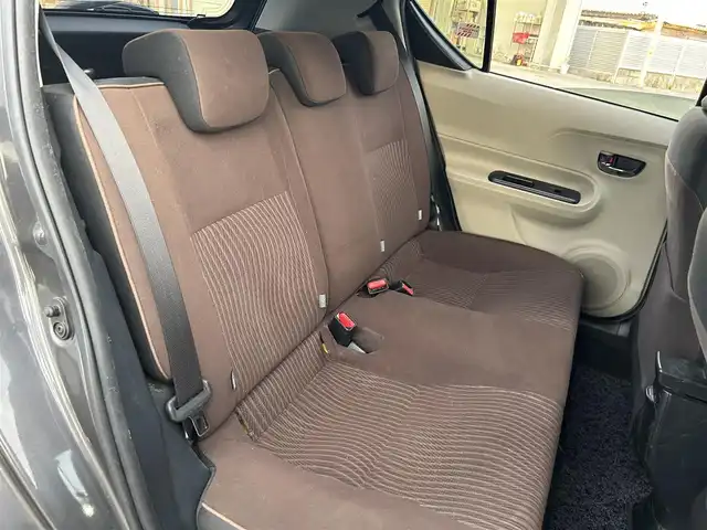 トヨタ アクア G 沖縄県 2014(平26)年 6.9万km グレーメタリック (株)IDOMが運営する【じしゃロンコザ店】の自社ローン専用車両になりますこちらは現金またはオートローンご利用時の価格です。自社ローンご希望の方は別途その旨お申付け下さい/純正ナビ　/ＥＴＣ　/パワーステアリング　/パワーウィンドウ　/アイドリングストップ　/純正フロアマット　/オートライト/LEDヘッドライト/プッシュスタート/スマートキー　/スペアキー　/取扱説明書