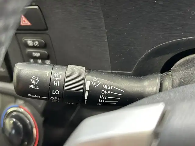 トヨタ アクア G 沖縄県 2014(平26)年 6.9万km グレーメタリック (株)IDOMが運営する【じしゃロンコザ店】の自社ローン専用車両になりますこちらは現金またはオートローンご利用時の価格です。自社ローンご希望の方は別途その旨お申付け下さい/純正ナビ　/ＥＴＣ　/パワーステアリング　/パワーウィンドウ　/アイドリングストップ　/純正フロアマット　/オートライト/LEDヘッドライト/プッシュスタート/スマートキー　/スペアキー　/取扱説明書