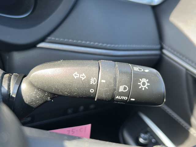 トヨタ ハリアー ハイブリッド Z 岐阜県 2023(令5)年 4.5万km ブラック 登録時走行距離44338km/ディスプレイオーディオ/全方位カメラ/ＪＢＬサウンド/パノラマルーフ/デジタルインナーミラー/ハーフレザーシート/電動リアゲート/パワーシート/ＥＴＣ/ＵＳＢ/Ｂｌｕｅｔｏｏｔｈ/純正アルミホイール/純正フロアマット/プッシュスタート/スマートキー/オートライト/オートハイビーム/コーナーセンサー前後/LEDヘッドライト/衝突軽減システム/ワンオーナー車/レーンキープアシスト/ウィンカーミラー/保証書/取説