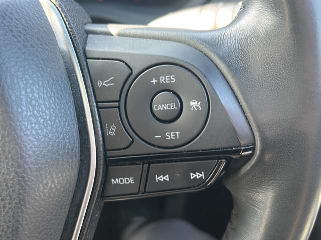 トヨタ ハリアー ハイブリッド Z 岐阜県 2023(令5)年 4.5万km ブラック 登録時走行距離44338km/ディスプレイオーディオ/全方位カメラ/ＪＢＬサウンド/パノラマルーフ/デジタルインナーミラー/ハーフレザーシート/電動リアゲート/パワーシート/ＥＴＣ/ＵＳＢ/Ｂｌｕｅｔｏｏｔｈ/純正アルミホイール/純正フロアマット/プッシュスタート/スマートキー/オートライト/オートハイビーム/コーナーセンサー前後/LEDヘッドライト/衝突軽減システム/ワンオーナー車/レーンキープアシスト/ウィンカーミラー/保証書/取説