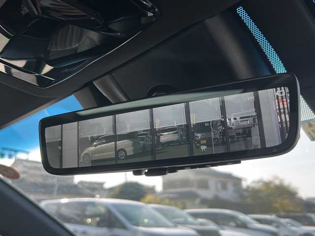 トヨタ ハリアー ハイブリッド Z 岐阜県 2023(令5)年 4.5万km ブラック 登録時走行距離44338km/ディスプレイオーディオ/全方位カメラ/ＪＢＬサウンド/パノラマルーフ/デジタルインナーミラー/ハーフレザーシート/電動リアゲート/パワーシート/ＥＴＣ/ＵＳＢ/Ｂｌｕｅｔｏｏｔｈ/純正アルミホイール/純正フロアマット/プッシュスタート/スマートキー/オートライト/オートハイビーム/コーナーセンサー前後/LEDヘッドライト/衝突軽減システム/ワンオーナー車/レーンキープアシスト/ウィンカーミラー/保証書/取説