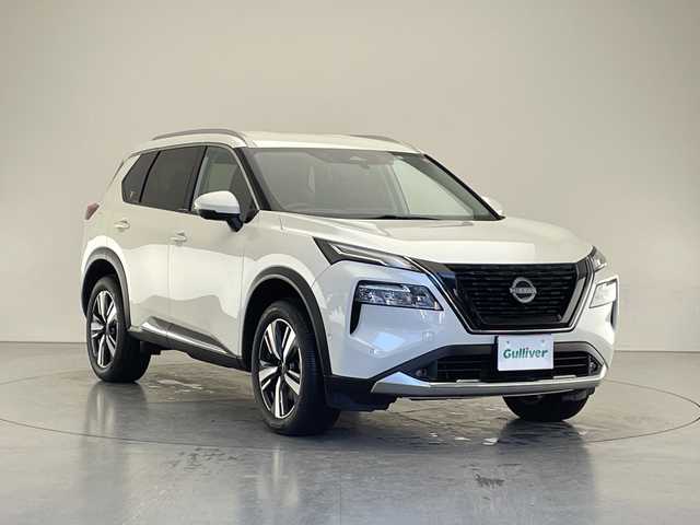 日産 エクストレイル G e－4ORCE 長野県 2024(令6)年 0.5万km ブリリアントホワイトパール 4WD/純正ナビ/フルセグTV/Bluetooth Audio/USB接続/アラウンドビューモニター/パワーバックドア/エマージェンシーブレーキ/レーダークルーズコントロール/ブラインドスポットモニター/プロパイロット/ヘッドアップディスプレイ/デジタルインナーミラー/合皮シート/前席パワーシート/全席シートヒーター/LEDヘッドライト/オートライト/置くだけ充電/フォグランプ/スマートキー/プッシュスタート/純正19インチアルミ/ETC2.0/コーナーセンサー