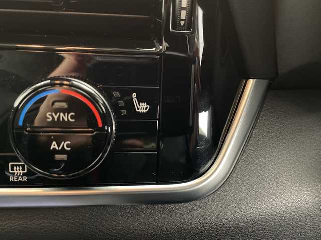 日産 エクストレイル G e－4ORCE 長野県 2024(令6)年 0.5万km ブリリアントホワイトパール 4WD/純正ナビ/フルセグTV/Bluetooth Audio/USB接続/アラウンドビューモニター/パワーバックドア/エマージェンシーブレーキ/レーダークルーズコントロール/ブラインドスポットモニター/プロパイロット/ヘッドアップディスプレイ/デジタルインナーミラー/合皮シート/前席パワーシート/全席シートヒーター/LEDヘッドライト/オートライト/置くだけ充電/フォグランプ/スマートキー/プッシュスタート/純正19インチアルミ/ETC2.0/コーナーセンサー