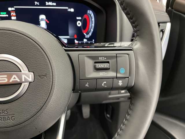 日産 エクストレイル G e－4ORCE 長野県 2024(令6)年 0.5万km ブリリアントホワイトパール 4WD/純正ナビ/フルセグTV/Bluetooth Audio/USB接続/アラウンドビューモニター/パワーバックドア/エマージェンシーブレーキ/レーダークルーズコントロール/ブラインドスポットモニター/プロパイロット/ヘッドアップディスプレイ/デジタルインナーミラー/合皮シート/前席パワーシート/全席シートヒーター/LEDヘッドライト/オートライト/置くだけ充電/フォグランプ/スマートキー/プッシュスタート/純正19インチアルミ/ETC2.0/コーナーセンサー