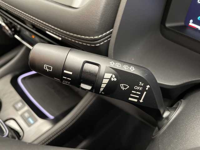 日産 エクストレイル G e－4ORCE 長野県 2024(令6)年 0.5万km ブリリアントホワイトパール 4WD/純正ナビ/フルセグTV/Bluetooth Audio/USB接続/アラウンドビューモニター/パワーバックドア/エマージェンシーブレーキ/レーダークルーズコントロール/ブラインドスポットモニター/プロパイロット/ヘッドアップディスプレイ/デジタルインナーミラー/合皮シート/前席パワーシート/全席シートヒーター/LEDヘッドライト/オートライト/置くだけ充電/フォグランプ/スマートキー/プッシュスタート/純正19インチアルミ/ETC2.0/コーナーセンサー