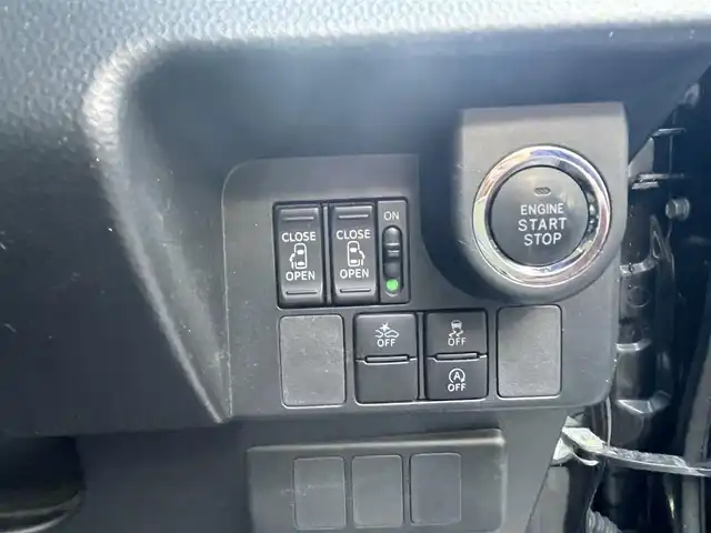 トヨタ タンク カスタムG S 福岡県 2016(平28)年 9.1万km ブラックマイカメタリック (株)IDOMが運営する【じしゃロン八幡西店】の自社ローン対象車両になります。こちらは現金ご利用時の価格です。自社ローンご希望の方は別途その旨お申付け下さい。/スマートキー/純正メモリナビ/地デジ/Ｂｌｕｅｔｏｏｔｈ/バックカメラ/両側パワースライドドア/クルーズコントロール/ETC/オートライト