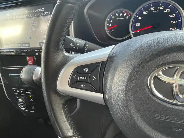 トヨタ タンク カスタムG S 福岡県 2016(平28)年 9.1万km ブラックマイカメタリック (株)IDOMが運営する【じしゃロン八幡西店】の自社ローン対象車両になります。こちらは現金ご利用時の価格です。自社ローンご希望の方は別途その旨お申付け下さい。/スマートキー/純正メモリナビ/地デジ/Ｂｌｕｅｔｏｏｔｈ/バックカメラ/両側パワースライドドア/クルーズコントロール/ETC/オートライト