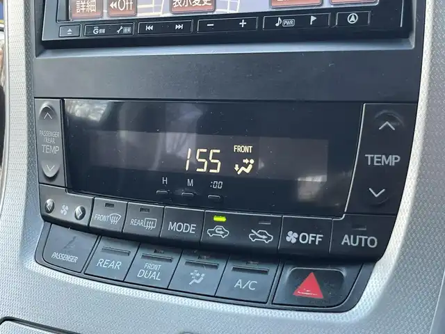 トヨタ アルファード 240S 栃木県 2012(平24)年 13.2万km ブラック (株)IDOMが運営する【じしゃロン宇都宮店】の自社ローン対象車両になります。こちらは現金ご利用時の価格です。自社ローンご希望の方は別途その旨お申付け下さい。/純正ナビ/バックカメラ/フルセグ/Ｂｌｕｅｔｏｏｔｈ/フリップダウンモニター/両側パワースライドドア/ビルトインＥＴＣ/スマートキー/ＨＩＤヘッドライト/オートライト/フォグライト