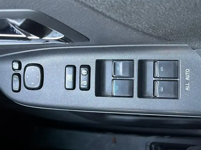 トヨタ アルファード 240S 栃木県 2012(平24)年 13.2万km ブラック (株)IDOMが運営する【じしゃロン宇都宮店】の自社ローン対象車両になります。こちらは現金ご利用時の価格です。自社ローンご希望の方は別途その旨お申付け下さい。/純正ナビ/バックカメラ/フルセグ/Ｂｌｕｅｔｏｏｔｈ/フリップダウンモニター/両側パワースライドドア/ビルトインＥＴＣ/スマートキー/ＨＩＤヘッドライト/オートライト/フォグライト