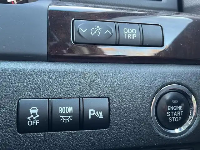 トヨタ アルファード 240S 栃木県 2012(平24)年 13.2万km ブラック (株)IDOMが運営する【じしゃロン宇都宮店】の自社ローン対象車両になります。こちらは現金ご利用時の価格です。自社ローンご希望の方は別途その旨お申付け下さい。/純正ナビ/バックカメラ/フルセグ/Ｂｌｕｅｔｏｏｔｈ/フリップダウンモニター/両側パワースライドドア/ビルトインＥＴＣ/スマートキー/ＨＩＤヘッドライト/オートライト/フォグライト