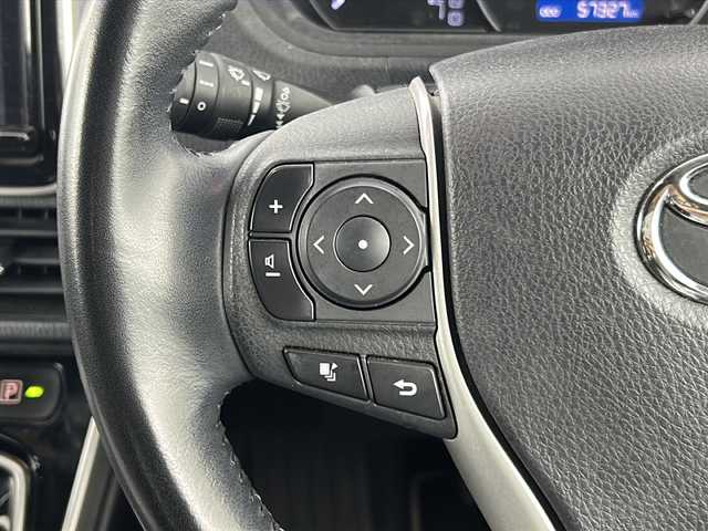 トヨタ ヴォクシー ハイブリッド ZS 煌 愛知県 2018(平30)年 5.8万km イナズマスパーキングブラックガラスフレーク 純正9インチSDナビゲーション/CD DVD フルセグTV Bluetooth/バックカメラ/ビルトインETC/トヨタセーフティセンス/レーンデパーチャーアラート/オートマチックハイビーム/純正フリップダウンモニター/両側パワースライドドア/クルーズコントロール/LEDヘッドライト/オートライト/フォグライト/シートヒーター(D/N)/横滑り防止装置/純正16インチアルミホイール/ウィンカーミラー/電動格納ミラー/スマートキー/エンジンプッシュスタート/ドアバイザー/フロアマット