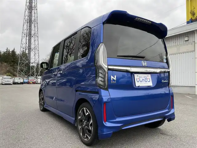 ホンダ Ｎ ＢＯＸ カスタム G L ターボ ホンダセンシング 栃木県 2018(平30)年 14.4万km ブリリアントスポーティブルーメタリック2トーン (株)IDOMが運営する【じしゃロン宇都宮店】の自社ローン対象車両になります。こちらは現金またはオートローンご利用時の価格です。自社ローンご希望の方は別途その旨お申付け下さい]/純正ナビ（CD・SD・BT接続可）/バックカメラ/ETC/両側パワースライドドア/ホンダセンシング/LEDヘッドライト