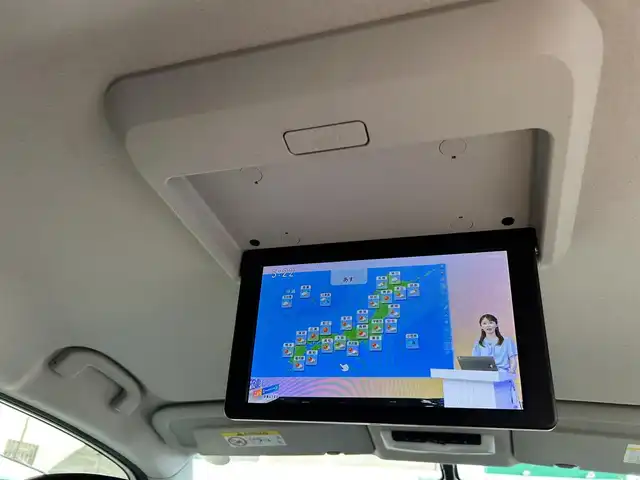 日産 セレナ ハイウェイスター Vセレクション 山形県 2017(平29)年 11.4万km ブリリアントホワイトパール 衝突被害軽減システム/フリップダウンモニター/純正HDDナビ/　　【CD　DVD　BT　フルセグ　MSV　AUX　USB】/全周囲カメラ/両側パワースライドドア/追従型クルーズコントロール/純正15インチアルミホイール/純正フロアマット/ドライブレコーダー/電動格納ウィンカーミラー/WAAC/コーナーセンサー/インテリジェントキー×２/ETC