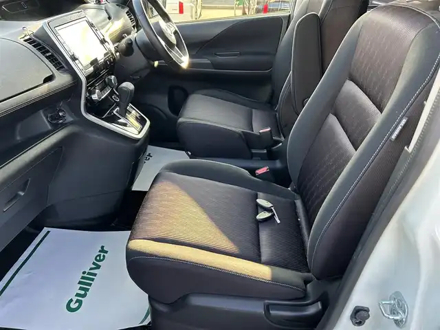 日産 セレナ ハイウェイスター Vセレクション 山形県 2017(平29)年 11.4万km ブリリアントホワイトパール 衝突被害軽減システム/フリップダウンモニター/純正HDDナビ/　　【CD　DVD　BT　フルセグ　MSV　AUX　USB】/全周囲カメラ/両側パワースライドドア/追従型クルーズコントロール/純正15インチアルミホイール/純正フロアマット/ドライブレコーダー/電動格納ウィンカーミラー/WAAC/コーナーセンサー/インテリジェントキー×２/ETC
