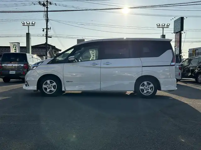 日産 セレナ ハイウェイスター Vセレクション 山形県 2017(平29)年 11.4万km ブリリアントホワイトパール 衝突被害軽減システム/フリップダウンモニター/純正HDDナビ/　　【CD　DVD　BT　フルセグ　MSV　AUX　USB】/全周囲カメラ/両側パワースライドドア/追従型クルーズコントロール/純正15インチアルミホイール/純正フロアマット/ドライブレコーダー/電動格納ウィンカーミラー/WAAC/コーナーセンサー/インテリジェントキー×２/ETC