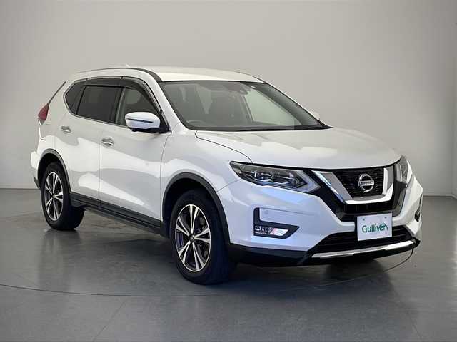 日産 エクストレイル 20Xi 長野県 2018(平30)年 3.3万km ブリリアントホワイトパール 4WD/純正SDナビ&フルセグTV&CD&DVD&USB&BT/プロパイロット/アダプティブクルーズコントロール/レーンキープアシスト/エマージェンシーブレーキ/コーナーセンサー/アイドリングストップ/側方支援/後側方支援/駐車支援/純正前後ドライブレコーダー/デジタルインナーミラー/パワーバックドア/カプロンシート/ステアリングスイッチ/全方位カメラ/ビルトインETC/LEDヘッドライト/オートライト/フロントフォグランプ/電動格納ミラー/ウィンカーミラー/ドアミラーヒーター/電動ホールド/オートホールド/純正18インチAW装着/純正フロアマット/純正ドアバイザー/プッシュスタート/スマートキー