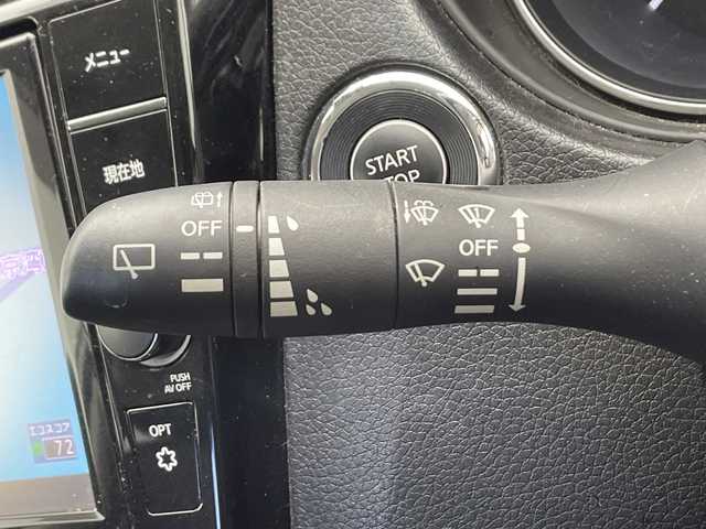 日産 エクストレイル 20Xi 千葉県 2018(平30)年 3.3万km ブリリアントホワイトパール 4WD/純正SDナビ&フルセグTV&CD&DVD&USB&BT/プロパイロット/アダプティブクルーズコントロール/レーンキープアシスト/エマージェンシーブレーキ/コーナーセンサー/アイドリングストップ/側方支援/後側方支援/駐車支援/純正ドライブレコーダー/デジタルインナーミラー/パワーバックドア/カプロンシート/ステアリングスイッチ/全方位カメラ/ビルトインETC/LEDヘッドライト/オートライト/フロントフォグランプ/電動格納ミラー/ウィンカーミラー/ドアミラーヒーター/電動ホールド/オートホールド/純正18インチAW装着/純正フロアマット/純正ドアバイザー/プッシュスタート/スマートキー