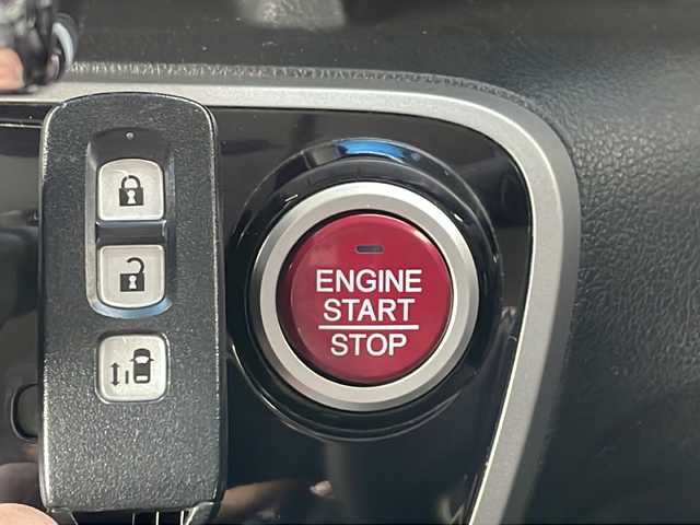 ホンダ Ｎ ＢＯＸ カスタム G Aパッケージ 道北・旭川 2015(平27)年 8.1万km ポリッシュドメタルメタリック 4WD/純正メモリナビ/ CD/DVD/SD/1セグ/バックカメラ/CTBA/左パワースライドドア /横滑り防止/オートライト/HIDヘッドライト/フォグライト/プッシュスタート /ミラーヒーター /純正フロアマット/ドアバイザー