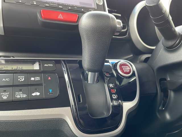 ホンダ Ｎ ＢＯＸ カスタム G Aパッケージ 道北・旭川 2015(平27)年 8.1万km ポリッシュドメタルメタリック 4WD/純正メモリナビ/ CD/DVD/SD/1セグ/バックカメラ/CTBA/左パワースライドドア /横滑り防止/オートライト/HIDヘッドライト/フォグライト/プッシュスタート /ミラーヒーター /純正フロアマット/ドアバイザー
