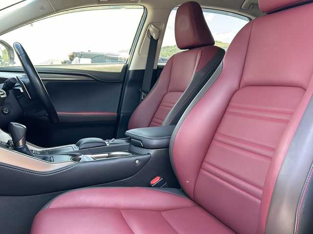 レクサス ＮＸ 300h Iパッケージ 岡山県 2018(平30)年 8.4万km ソニッククォーツ パノラマルーフ/純正メモリーナビ/フルセグTV/USB/Micro-SD/DVD/Blu-ray/Bluetooth/プレミアムサウンド10スピーカー/パノラミックビューモニター/プリクラッシュセーフティシステムセット/・レーダークルーズコントロール/・プリクラッシュセーフティ/・レーンキープアシスト/純正18インチAW/3眼LEDオートヘッドライト/パワーバックドア/専用赤革スポーツシート/シートヒーター/ドライブレコーダー/禁煙車/保証書