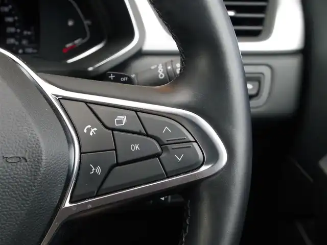 ルノー ルノー キャプチャー インテンス テックパック 埼玉県 2021(令3)年 3.1万km 白 ブラックレザーシート /アダプティブクルーズコントロール /CarPlay /パークセンサー /ブラインドスポットモニター /全周囲カメラ /ドラレコ /ETC /前席シートヒーター /ステアリングヒーター /アイドリングストップシステム