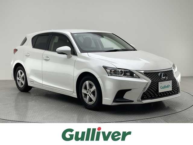 レクサス ＣＴ 200h 兵庫県 2019(令1)年 7.2万km ソニッククォーツ 純正SDナビ/フルセグ CD DVD BT MSV/バックカメラ/ビルトインETC2.0/シートヒーター/レーダークルーズコントロール/プリクラッシュセーフティー/LDA/ヘッドライトレベライザー/オートライト/オートハイビーム/純正15インチアルミホイール/純正フロアマット/ドアバイザー/スマートキー/スペアキー