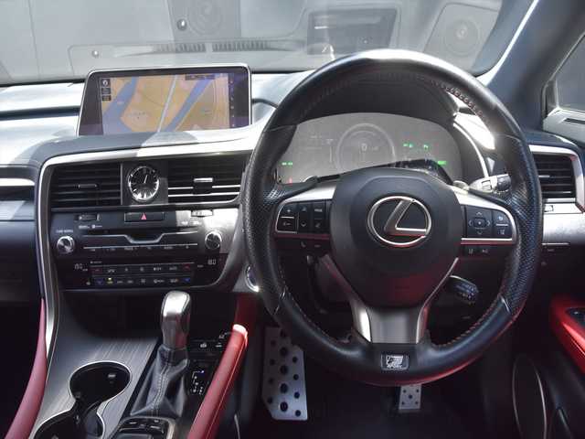 レクサス ＲＸ 450h Fスポーツ 和歌山県 2015(平27)年 4.2万km グラファイトブラックガラスフレーク パノラマサンルーフ/赤革シート/全席シートヒーター/前席ベンチレーション/純正ナビ/バックカメラ/フルセグTV/3眼LEDヘッドライト/前後ドラレコ/レーダークルーズコントロール/ブラインドスポットモニター/レーンキーピングアシスト/プリクラッシュセーフティ/コーナーセンサー/前後ドラレコ/オートテールゲート/電動リアシート(リクライニング調整)/ヘッドアップディスプレイ/スペアキー/ETC