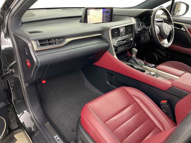 レクサス ＲＸ 450h Fスポーツ 道央・札幌 2015(平27)年 4.2万km グラファイトブラックガラスフレーク ４ＷＤ/純正ディスプレイオーディオ＆ナビＴＶ＆ＢＴ＆ＤＶＤ＆ＣＤ＆ＡｐｐｌｅＣａｒＰｌａｙ＆ＡｎｄｒｏｉｄＡｕｔｏ/バック＆左サイドカメラ/パノラマサンルーフ/赤革シート/全席シートヒーター/前席パワーシート＆ベンチレーション/純正ナビ/バックカメラ/フルセグTV/前後ドラレコ/レーダークルーズコントロール/ブラインドスポットモニター/レーンキーピングアシスト/プリクラッシュセーフティ/コーナーセンサー/パワーバックドア/電動リアシート(リクライニング調整)/ヘッドアップディスプレイ/スペアキー/純正ビルトインＥＴＣ