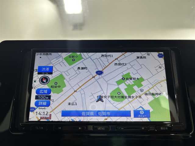 トヨタ プリウス X 佐賀県 2023(令5)年 5.6万km シルバーメタリック 社外7型ナビ/BlueTooth AM FM/バックカメラ/ETC/衝突軽減ブレーキ/レーンキープアシスト/レーダークルーズコントロール/ブラインドスポットモニター/革巻きステアリング/ステアリングスイッチ/オートライト/オートマチックハイビーム
