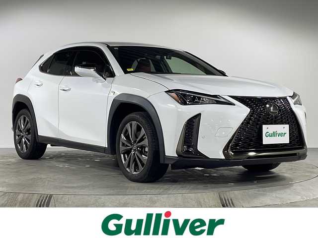 レクサス ＵＸ 200 Fスポーツ 福岡県 2021(令3)年 2.9万km ホワイトノーヴァガラスフレーク 純正メモリナビ/フルセグテレビ/バックカメラ/レザーシート/シートヒーター/アイドリングストップ/ウィンカーミラー/レーダークルーズコントロール/ドアバイザー/プッシュスタート/ETC2.0/パワーバックドア