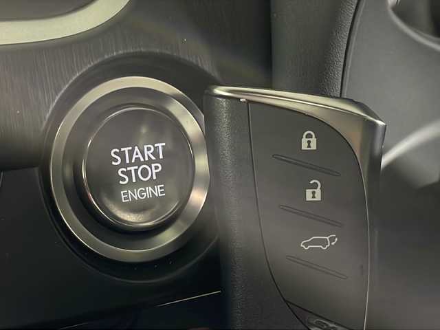 レクサス ＵＸ 200 Fスポーツ 福岡県 2021(令3)年 2.9万km ホワイトノーヴァガラスフレーク 純正メモリナビ/フルセグテレビ/バックカメラ/レザーシート/シートヒーター/アイドリングストップ/ウィンカーミラー/レーダークルーズコントロール/ドアバイザー/プッシュスタート/ETC2.0/パワーバックドア