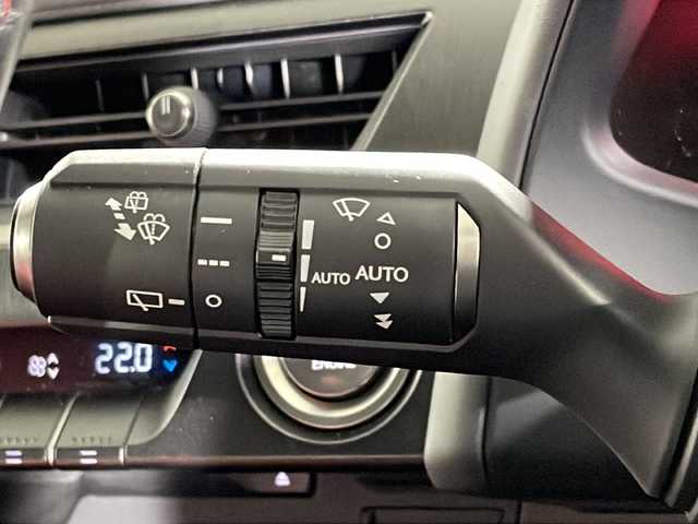 レクサス ＵＸ 200 Fスポーツ 福岡県 2021(令3)年 2.9万km ホワイトノーヴァガラスフレーク 純正メモリナビ/フルセグテレビ/バックカメラ/レザーシート/シートヒーター/アイドリングストップ/ウィンカーミラー/レーダークルーズコントロール/ドアバイザー/プッシュスタート/ETC2.0/パワーバックドア