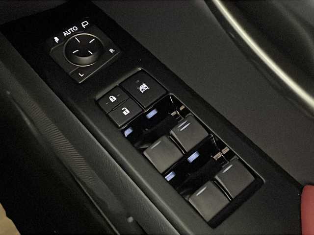 レクサス ＵＸ 200 Fスポーツ 福岡県 2021(令3)年 2.9万km ホワイトノーヴァガラスフレーク 純正メモリナビ/フルセグテレビ/バックカメラ/レザーシート/シートヒーター/アイドリングストップ/ウィンカーミラー/レーダークルーズコントロール/ドアバイザー/プッシュスタート/ETC2.0/パワーバックドア