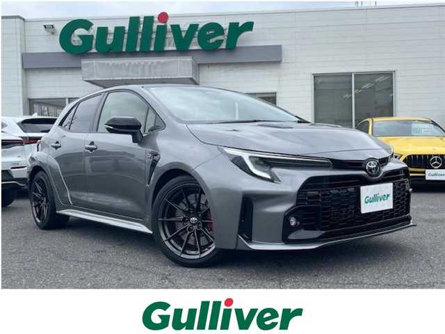 トヨタ ＧＲカローラ RZ 三重県 2024(令6)年 0.7万km ガンＭ カラーコード1L5プレシャスメタル/セーフティセンス/・プリクラッシュセーフティ/・レーントレーシングアシスト/・レーンディパーチャーアラート/・レーダークルーズコントロール/・オートマチックハイビーム/・ロードサインアシスト/・発進遅れ告知機能/1オーナー/4WD/ターボ/純正8型ディスプレイオーディオ/【Bluetooth/USB/Miracast】/バックカメラ/ビルトインETC/ドライブレコーダー/ハーフレザーシート/オートライト/LEDヘッドランプ/LEDフロントフォグランプ/235/40R18インチ純正AW/カーボンルーフ/プッシュスタート/スマートキー
