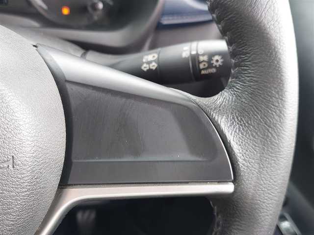 三菱 ｅＫクロス T 東京都 2019(平31)年 3.4万km レッドメタリック ナビ/Bluetooth/純正アルミホイール/eアシスト/プッシュスタート/ETC/コーナーセンサー/LEDヘッドライト/スペアキー/キーレスエントリー/オートマティックハイビーム/前席シートヒーター/新車保証書/取扱説明書