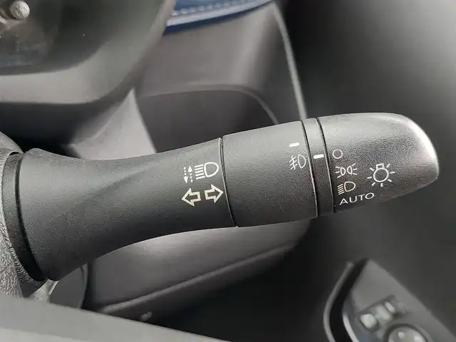 三菱 ｅＫクロス T 東京都 2019(平31)年 3.4万km レッドメタリック ナビ/Bluetooth/純正アルミホイール/eアシスト/プッシュスタート/ETC/コーナーセンサー/LEDヘッドライト/スペアキー/キーレスエントリー/オートマティックハイビーム/前席シートヒーター/新車保証書/取扱説明書
