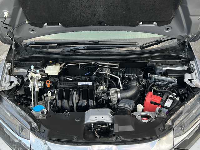 ホンダ シャトル ハイブリッド ホンダセンシング 福島県 2017(平29)年 10万km ルナシルバーM 純正７型インターナビ　バックＣ　ＢＴ　ホンダＰｒｅｍｉｕｍＣｌｕｂ　ビルトインＥＴＣ　追従型クルコン　Ｓモード　ステリモ　ＥＣＯＮ　電格ミラー　スマートキー　スペアキー　プッシュスタート　取説　保証書