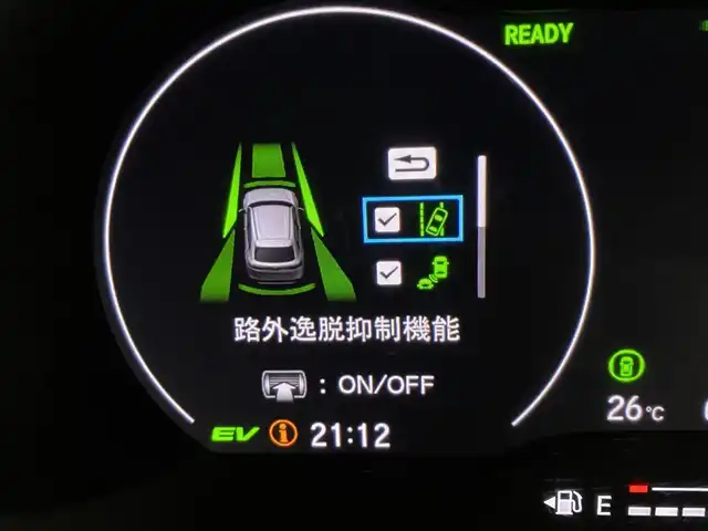 ホンダ ヴェゼル ハイブリッド e:HEV Z 宮城県 2021(令3)年 5.5万km プラチナホワイトパール 純正ナビ　/アダプティブクルーズコントロール　/衝突軽減ブレーキ　/路外逸脱抑制　/ブラインドスポットインフォメーション　/誤発信抑制/電動パーキングブレーキ/オートホールド/パワーバックドア　/ワイヤレス充電　/シートヒーター /ETC/前後ドライブレコーダー/バックモニター/LEDヘッドライト/純正18インチAW/センターコンソールイルミネーション /フルセグTV/CD/DVD/Bluetooth/禁煙車