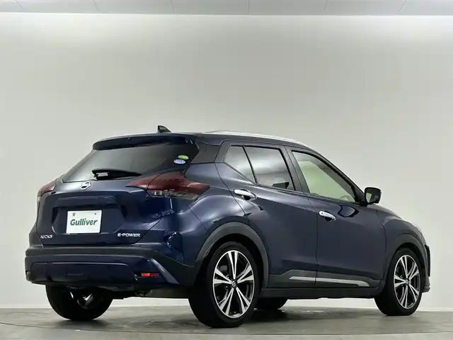 日産 キックス X ツートーンインテリアED 埼玉県 2021(令3)年 2.7万km 青 純正９型ナビ　Ｂｌｕｅｔｏｏｔｈ　フルセグＴＶ　温シート　デジタルインナーミラー　アラウンドビューモニター　プロパイロット　前後ドライブレコーダー　オートハイビーム　ＥＴＣ　禁煙　衝突被害軽減システム